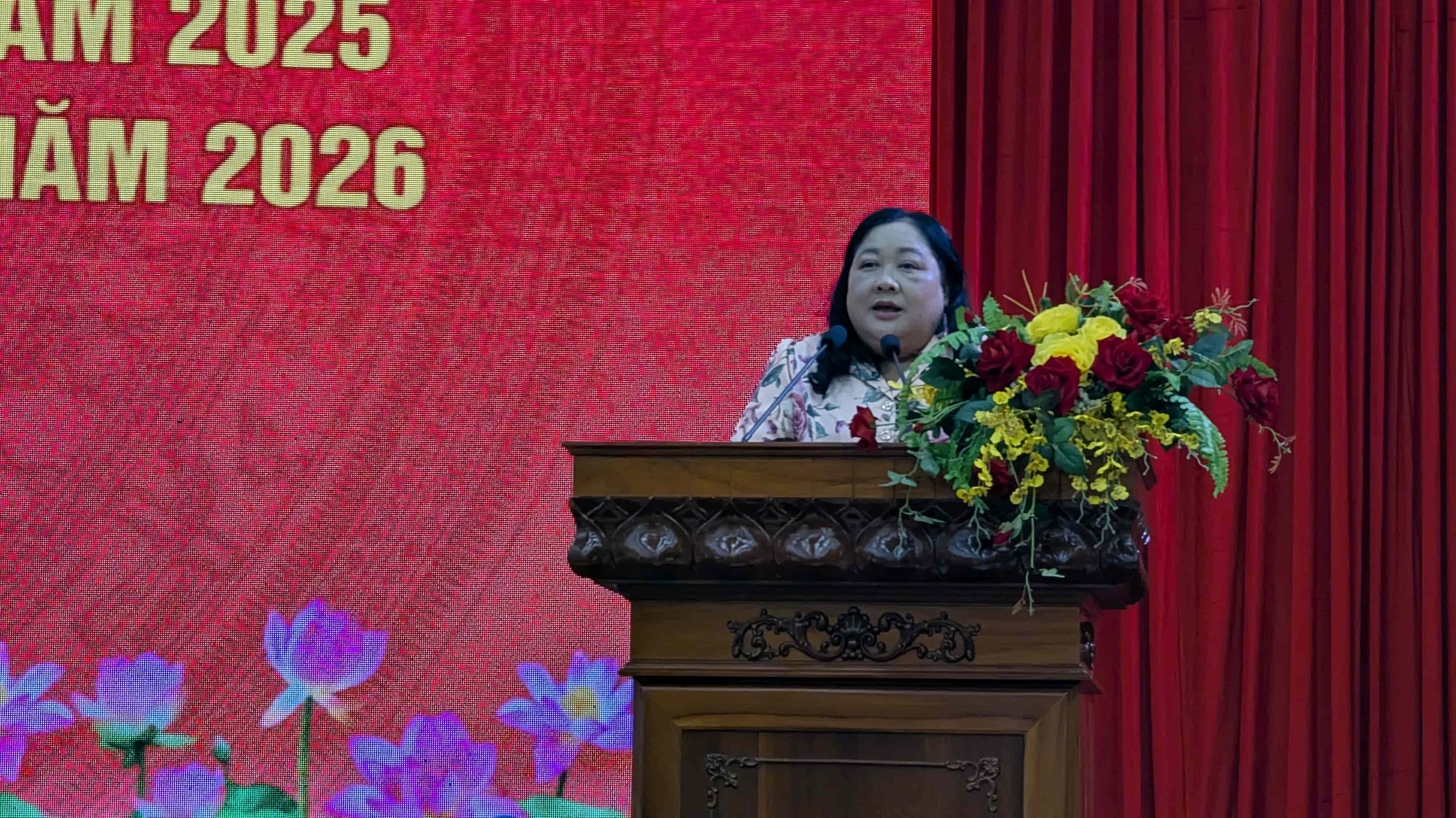 Đồng chí Nguyễn Thị Liêm – Phó Bí thư Thường trực Đảng ủy UBND tỉnh An Giang chỉ đạo Hội nghị